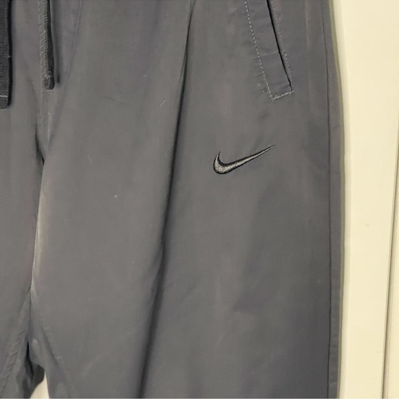 Nike Size Large Navy Blue Slim Fit Woven Lightweight Jogger 934592-010 Nylon Men - Picture 4 of 7